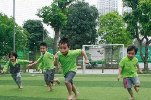 Cha mẹ lắng nghe, trẻ 'vui như Tết'