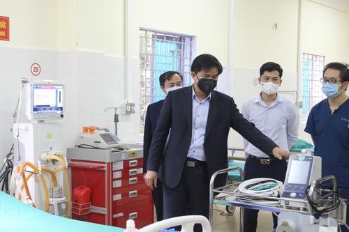 Điện Biên: Xuyên đêm hoàn thành bệnh viện dã chiến chống Covid-19