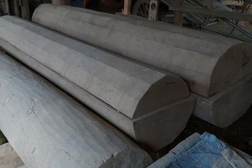 Nghi vấn con trai trộm quan tài của bố mẹ