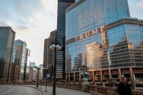 Khách sạn của Donald Trump có thể bị phạt 12 triệu USD