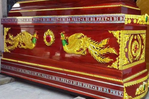 Cận Tết, gia đình nghi án con trai nghiện ma túy trộm quan tài đem bán