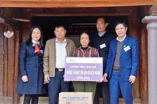 Công ty Điện lực Thanh Hóa thăm, tặng quà Mẹ Việt Nam Anh hùng và gia đình chính sách