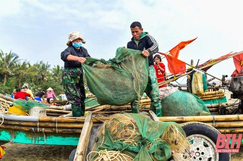 Ngư dân trúng đậm trong những chuyến đi biển cuối năm