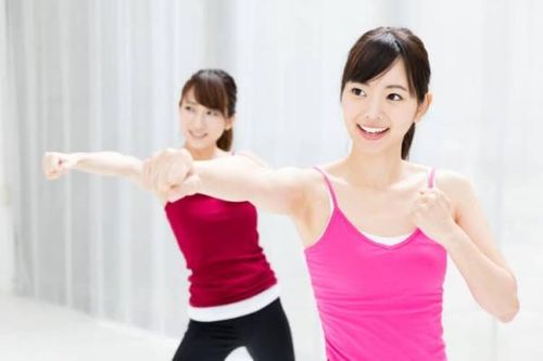 9 bài tập phục hồi sau phẫu thuật cắt bỏ vú