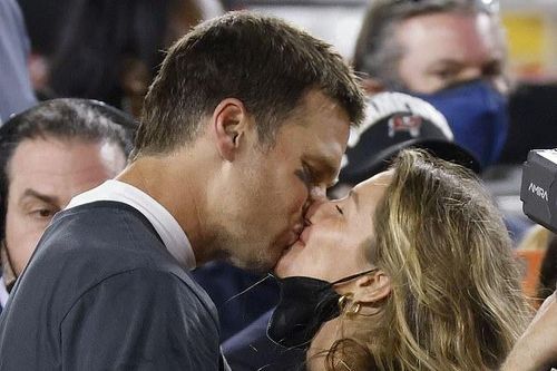 Siêu mẫu Gisele Bündchen chúc mừng chồng vô địch