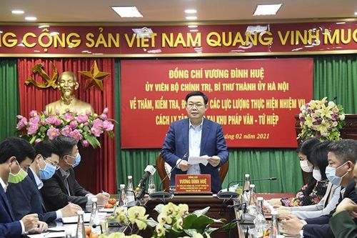 Bí thư Thành ủy Vương Đình Huệ: Tăng cấp độ kiểm soát để bảo đảm không lây nhiễm chéo Covid-19 tại các khu cách ly