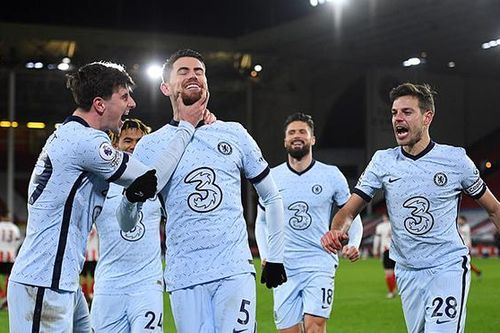 Sheffield United 1-2 Chelsea: 'The Blues' áp sát Liverpool