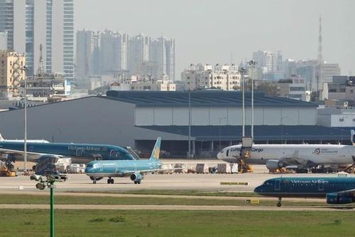 Covid-19 ở Việt Nam sáng 8/2: Thêm 4 ca mắc mới trong cộng đồng tại TP. Hồ Chí Minh, đang cách ly 83.104 người