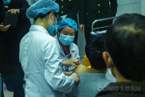 Vắc xin Nanocovax có tác dụng miễn dịch ngay cả biến thể SARS - CoV - 2