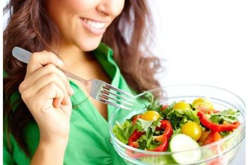 Người thừa cân, béo phì cần lưu ý gì trong những món ăn ngày Tết?