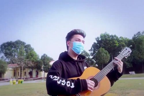 Ca sĩ Minh Vương M4U đón Tết xa nhà, thực hiện MV trong khu cách ly