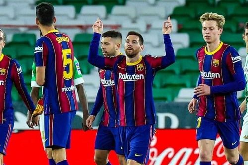 Messi lập đại công, Barca thắng kịch tính Betis