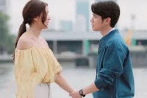Bố đẻ nằm viện, chồng còn yêu cầu phải ở nhà lo sắm Tết nhà nội cho chu đáo, cô vợ có màn 'ra tay' khiến anh hối hận không kịp