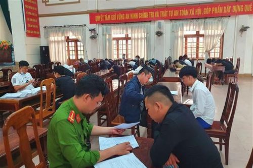 Phát hiện 51 nam, nữ thanh niên dương tính với ma túy trong bar Nonstop