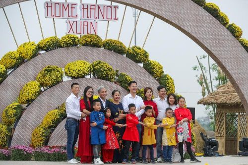 Lần đầu tiên tổ chức đường hoa Home Hanoi Xuan 2021 tại Khu đô thị Splendora