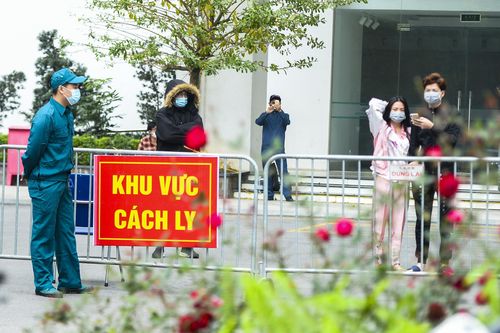 Bí thư, Chủ tịch UBND các quận, huyện ở Hà Nội không được rời TP trong dịp Tết