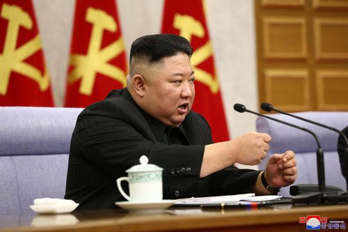 Ông Kim chỉ trích 'xu hướng thụ động' của cơ quan kinh tế Triều Tiên