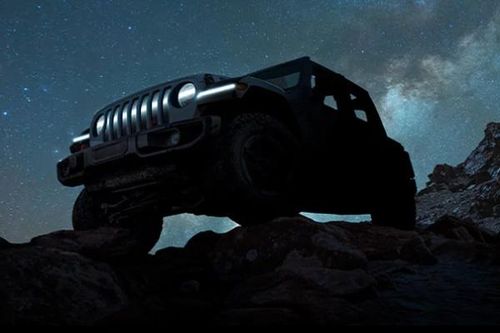 Concept Jeep Wrangler chạy điện sắp được ra mắt