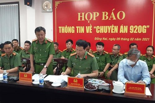 Triệt phá đường dây sản xuất xăng giả quy mô lớn ở phía nam