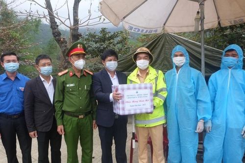 Lãnh đạo Đà Nẵng thăm hỏi, động viên lực lượng phòng, chống dịch Covid-19