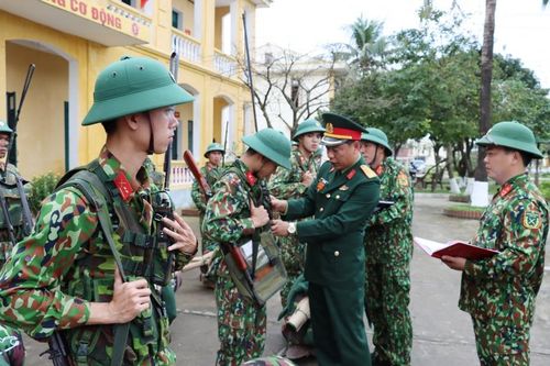 'Gác' cho dân vui Tết, giữ cho Tổ quốc bình yên