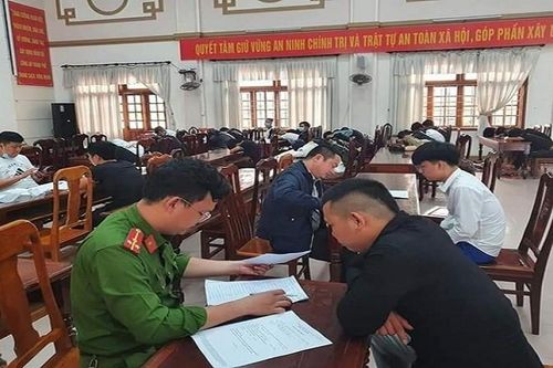 Đột kích quán bar Nonstop phát hiện hơn 50 nam, nữ dương tính với ma túy