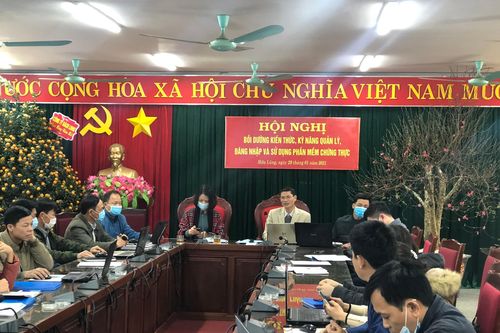 Hữu Lũng, Lạng Sơn: Tập huấn sử dụng phần mềm chứng thực