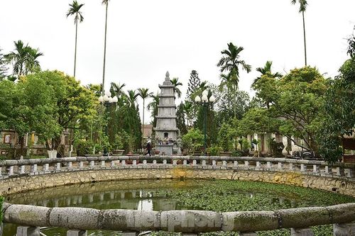 Bảo tàng nông cụ bằng đá độc nhất vô nhị trong ngôi chùa cổ Hải Dương