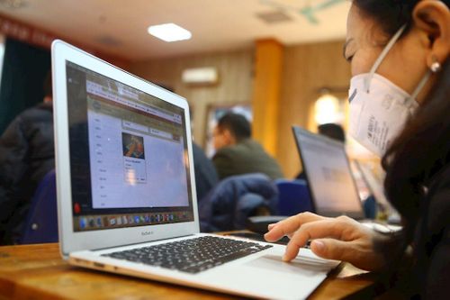 Nhiều trường đại học thông báo dạy trực tuyến sau Tết