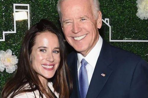 Cuộc sống kín tiếng của ái nữ xinh đẹp, giỏi giang nhà Tổng thống Joe Biden