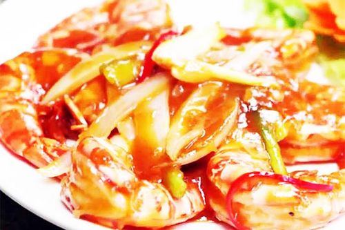 Món tôm sốt me chua ngọt cho hương vị tết thêm đậm đà