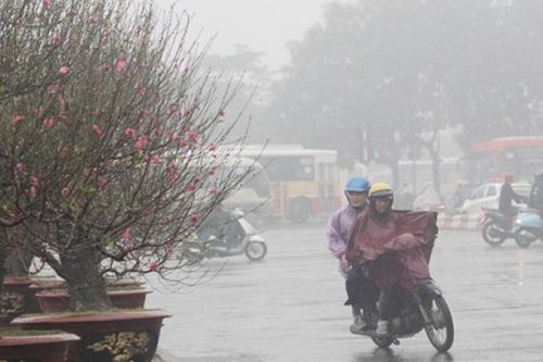Thời tiết 9-2: Mưa rào và dông, miền Bắc rét trở lại
