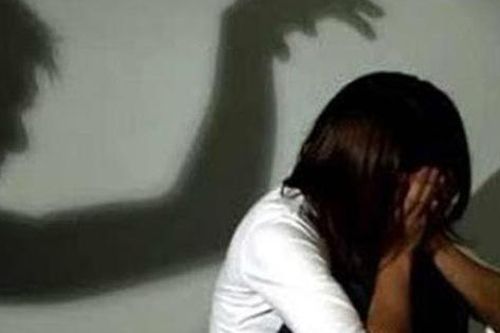 Vụ nữ sinh lớp 8 mang thai với nam sinh lớp 7: Bé gái có thể vướng vào vòng lao lý?