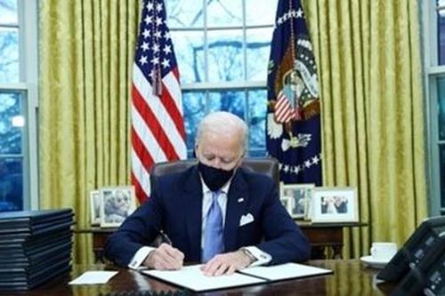 Ông Biden và 100 ngày đầu đầy thách thức