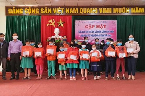 Tam Kỳ (Quảng Nam): Chăm lo Tết cho người có công và hộ nghèo
