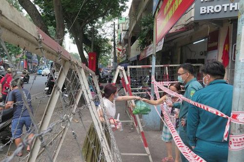 TP Hồ Chí Minh: Khẩn cấp tìm người dự tiệc cưới nhà hàng Adora Nguyễn Kiệm