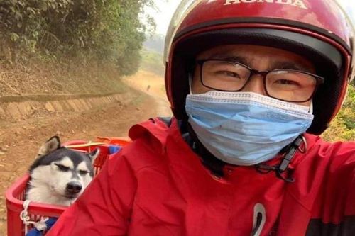 Đưa 'boss' về quê ăn Tết và 1001 biểu cảm không thể nhịn cười
