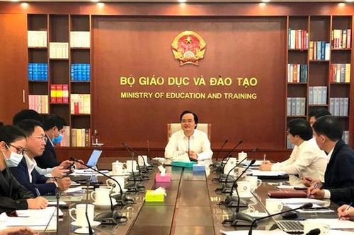 Để mỗi giáo viên trở thành nhà giáo dục trên không gian mạng