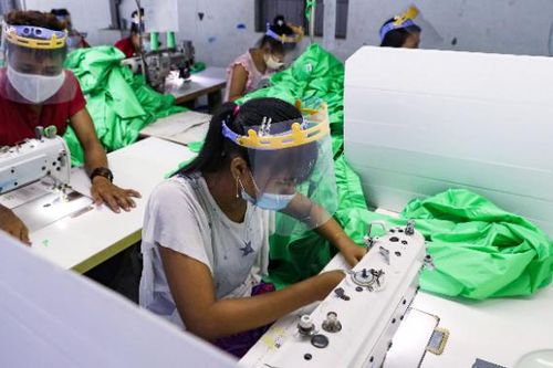 Myanmar: Đảo chính quân sự phủ bóng đen lên ngành may mặc và giầy dép