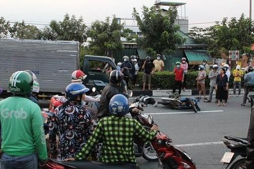 Tin giao thông đến sáng 10/2: Trên đường về quê ăn Tết, nam thanh niên tử vong thương tâm
