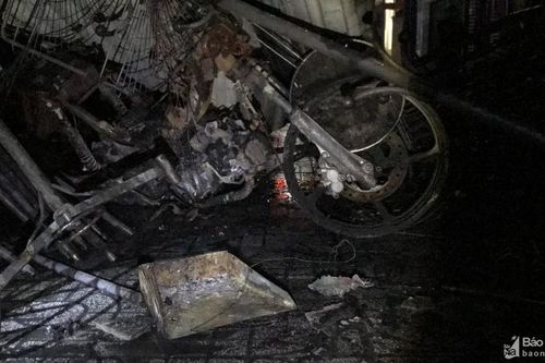 Cháy cửa hàng đồ nhựa trong đêm ở Cửa Lò, 2 người kịp thoát ra ngoài
