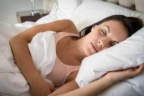 Ngủ nhiều cũng sinh bệnh