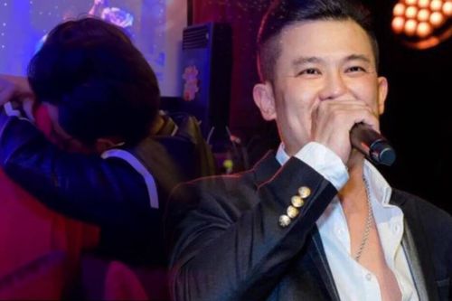 Quách Tuấn Du ôm Châu Gia Kiệt khóc nức nở nghe Lâm Vũ hát tưởng nhớ Vân Quang Long