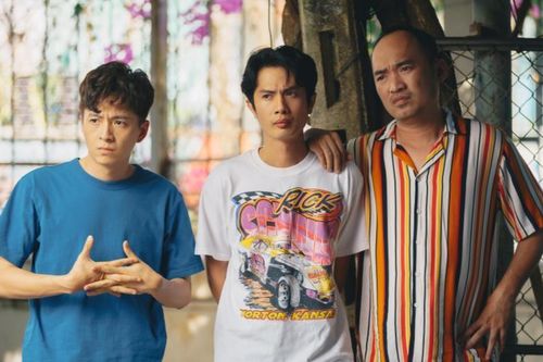 Tiến Luật 'thống trị' top 1 trending Youtube, chứng tỏ sức hút không kém cạnh Thu Trang