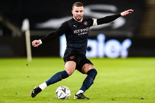Đồng đội dứt điểm hụt giúp sao Man City có bàn thắng