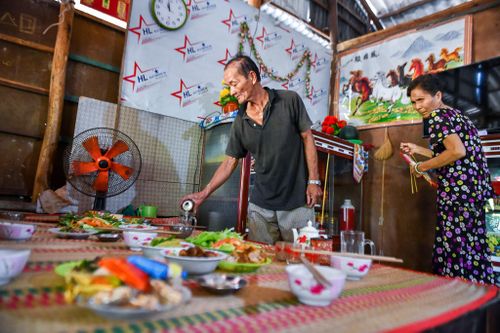 Mâm cúng ngày 30 Tết đơn giản của người miền Tây