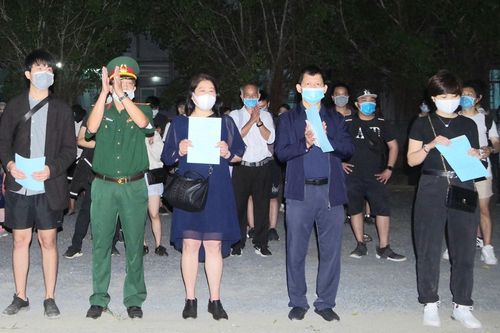 325 người hoàn thành cách ly, kịp về quê ăn Tết
