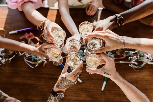 Những nguy cơ khiến bạn dễ mất mạng khi uống rượu ngày Tết