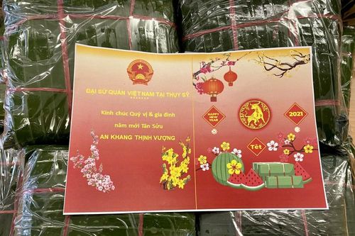 Đậm sắc Tết cộng đồng người Việt tại các nước
