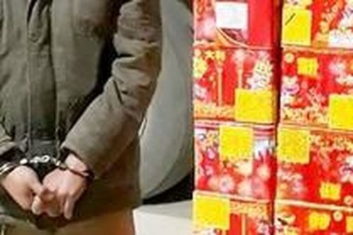 Công an TPHCM khởi tố 8 đối tượng mua bán, sử dụng trái phép pháo nổ